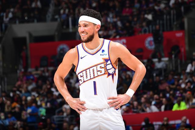 库里仍是NBA的顶尖表演者